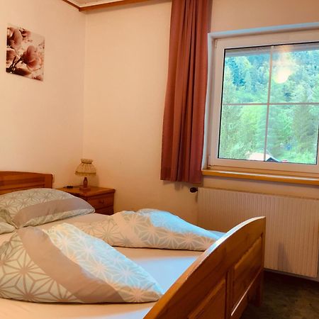 Motel Brunner Apartments & Zimmer Bad Eisenkappel Oda fotoğraf