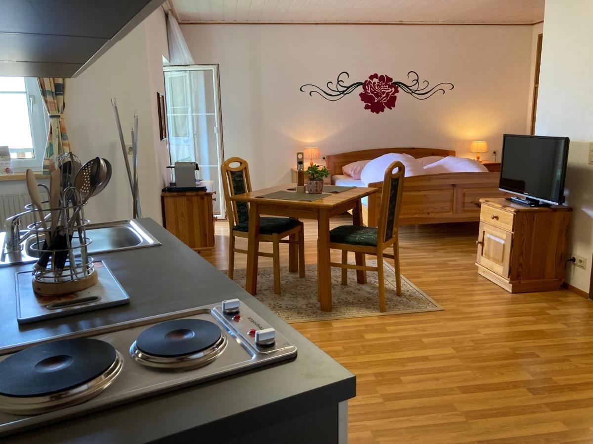 Motel Brunner Apartments & Zimmer Bad Eisenkappel Dış mekan fotoğraf