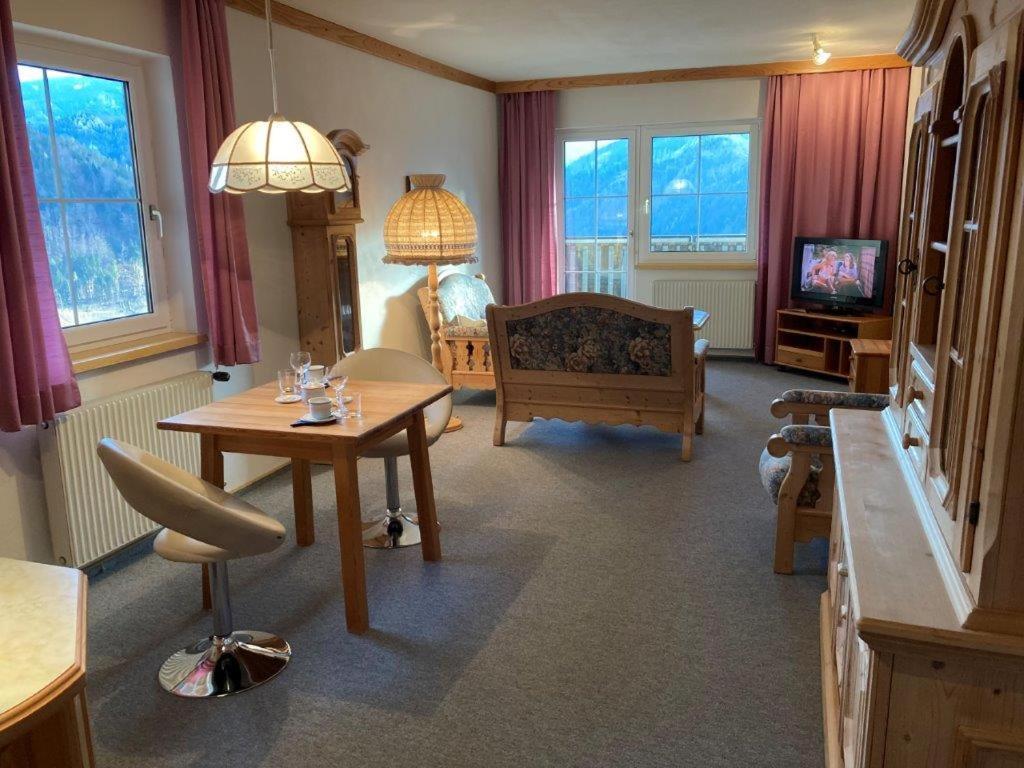Motel Brunner Apartments & Zimmer Bad Eisenkappel Dış mekan fotoğraf