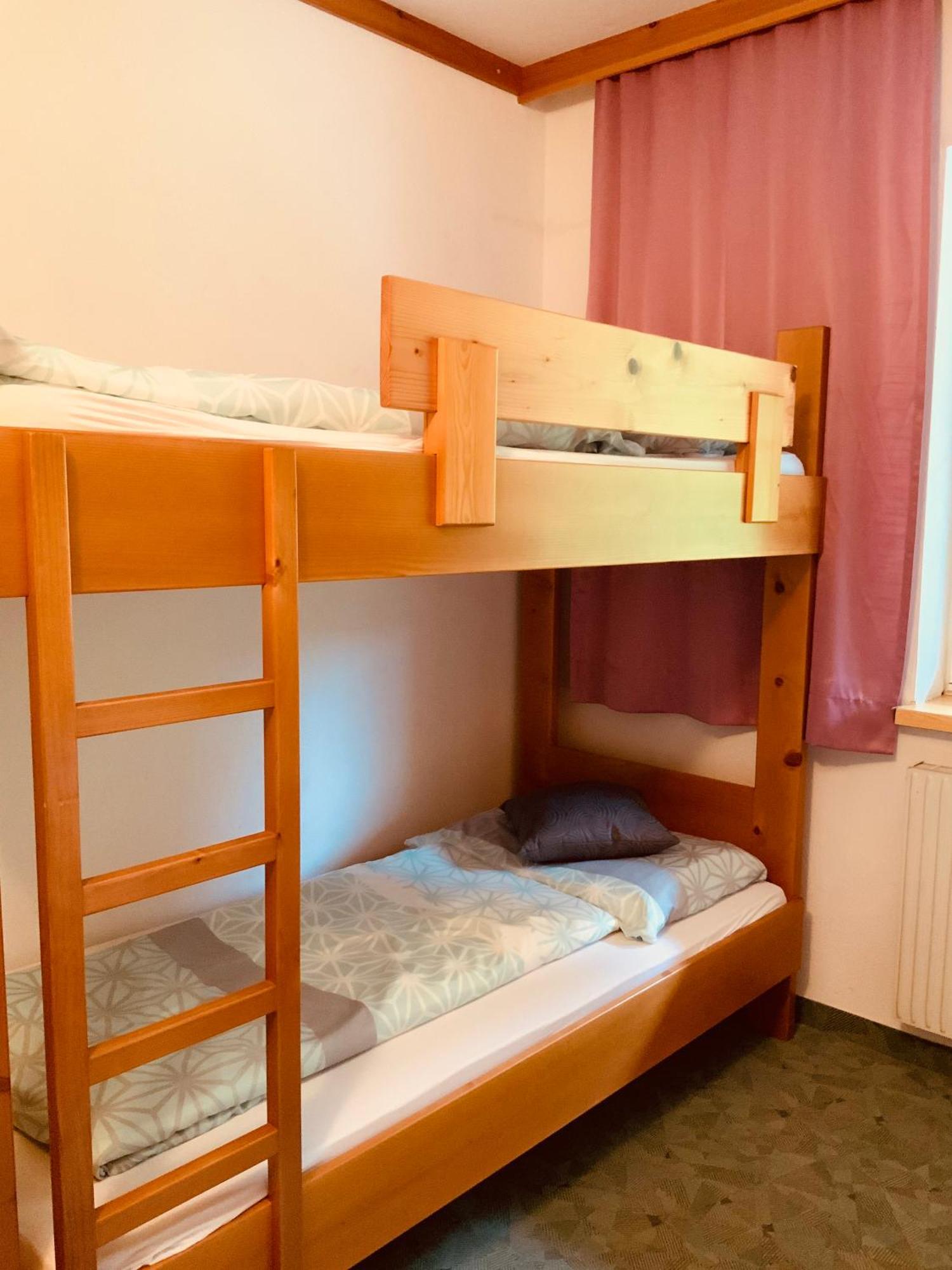 Motel Brunner Apartments & Zimmer Bad Eisenkappel Oda fotoğraf